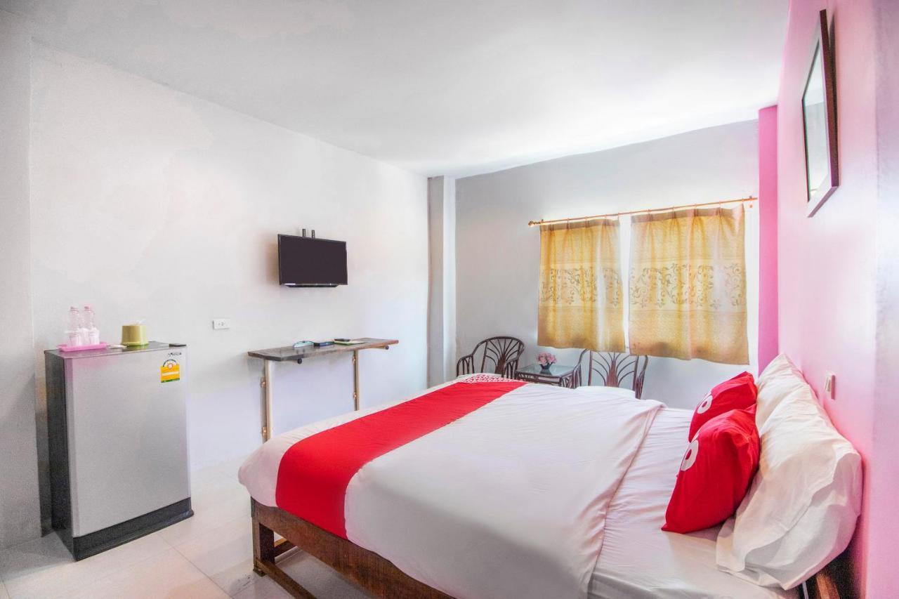 Oyo 632 Thanagrit Apartelle Tha Mai Extérieur photo